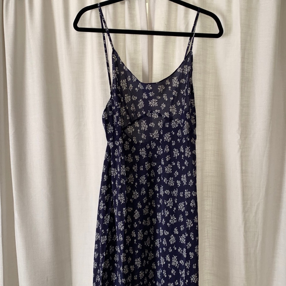 NWT Realisation Par "The Iggy" Saffron Blue Floral Dress ☁️